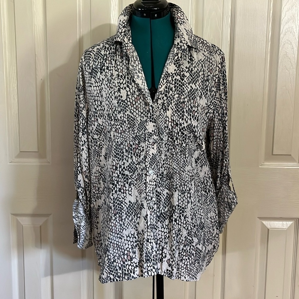 Velvet Heart | Snakeprint Long Sleeve Blouse (297T)